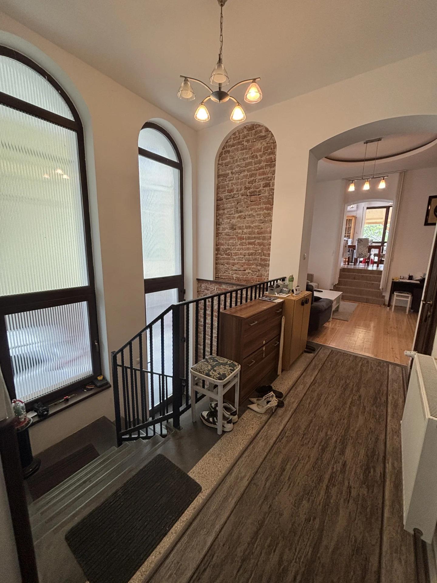 Debrecen Óváros felújított 160 m²-es ház